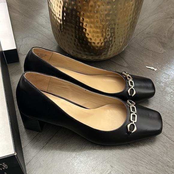 NATURALIZER Kyla Pumps (WIDE) - Picture 8 of 11